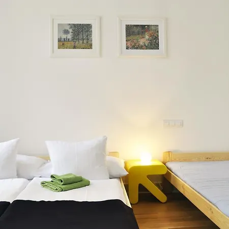 Nubis 1bdr Or 2bdr And 2 Bathrooms プラハ