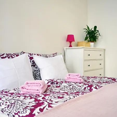 Nubis 1bdr Or 2bdr And 2 Bathrooms Apartment